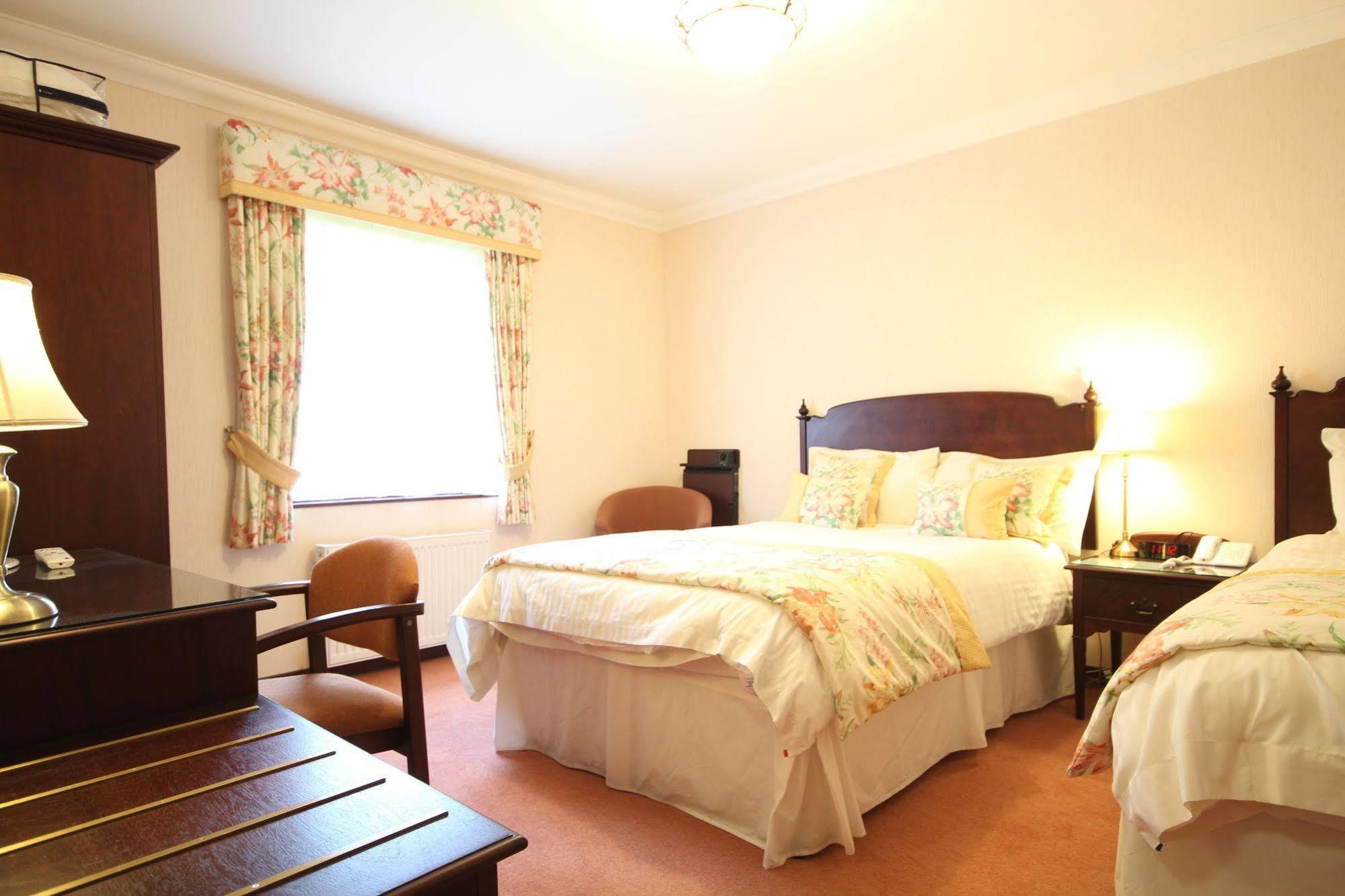 Strathburn Hotel Inverurie By Compass Hospitality المظهر الخارجي الصورة